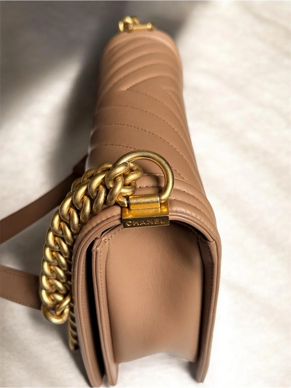 CHANEL Chevron Quilted Medium Boy Bag in Beige - Picture 4 of 14